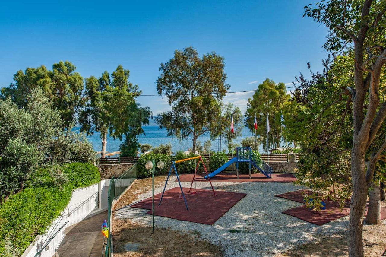 Evia Riviera Resort อมารินโธส ภายนอก รูปภาพ