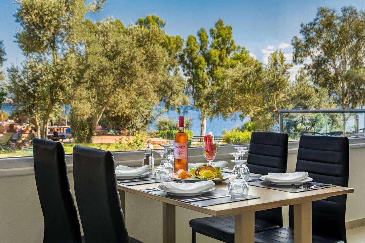 Evia Riviera Resort อมารินโธส ภายนอก รูปภาพ