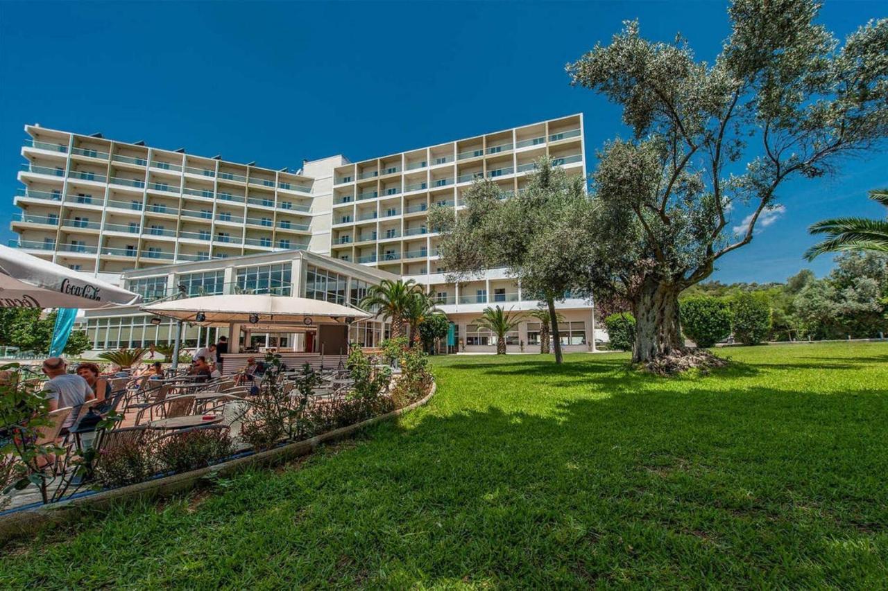 Evia Riviera Resort อมารินโธส ภายนอก รูปภาพ